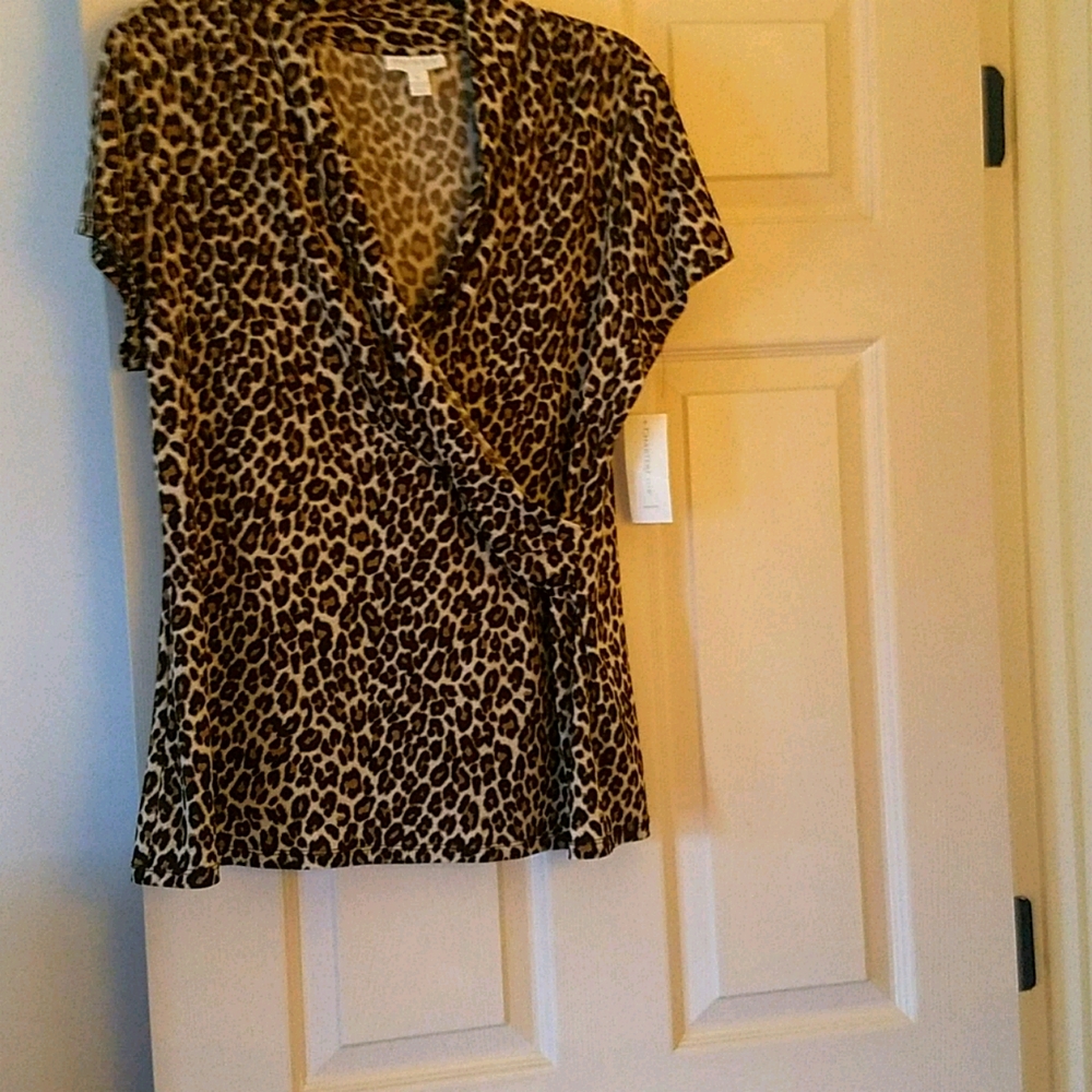 Women's top leopard